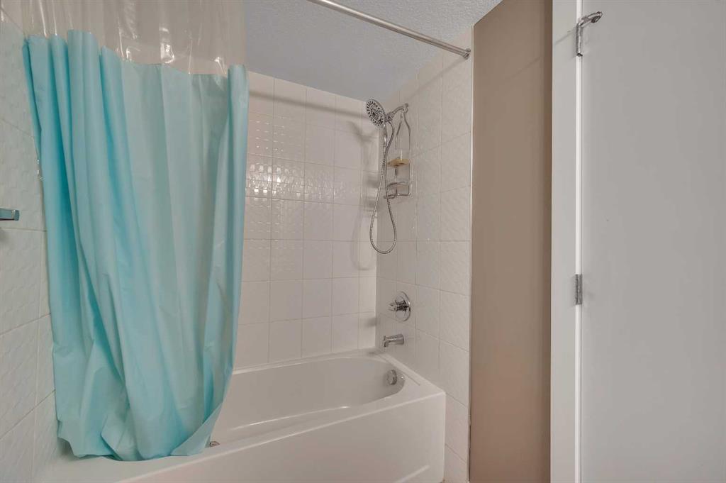Picture for 4206, 4641 128 Avenue NE https://www.cirrealty.ca/reb/creb/42/A2266942_12.jpg