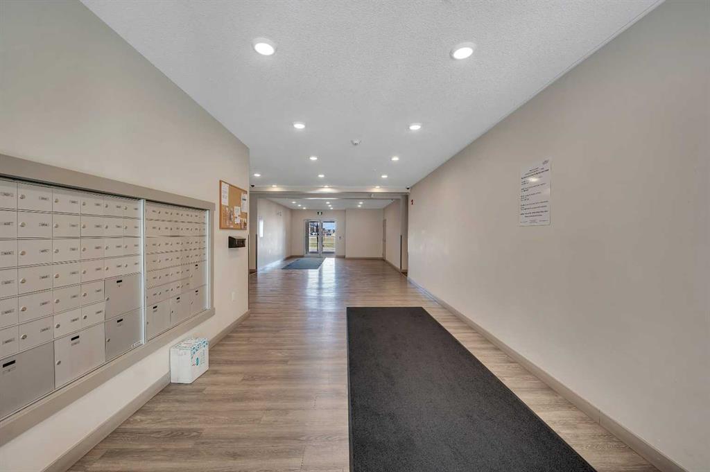 Picture for 4206, 4641 128 Avenue NE https://www.cirrealty.ca/reb/creb/42/A2266942_25.jpg