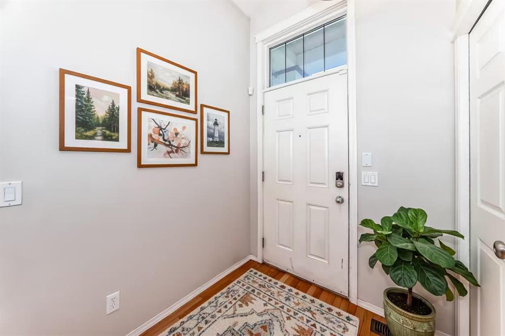 Picture for 205 Panora Close NW