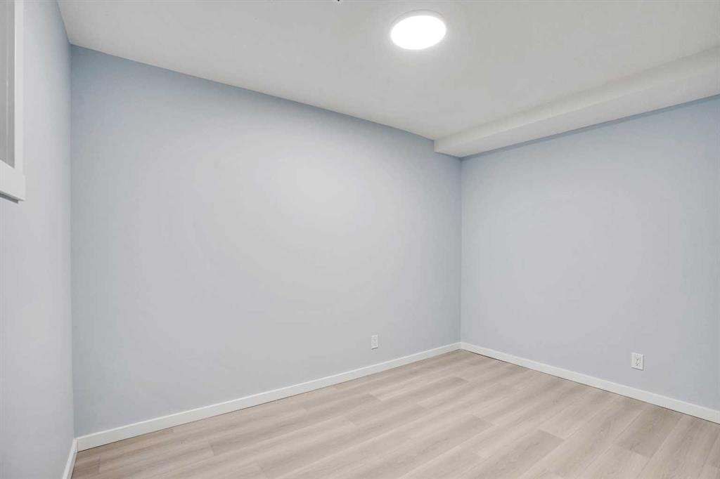 Picture for 229 Luxstone Way SW