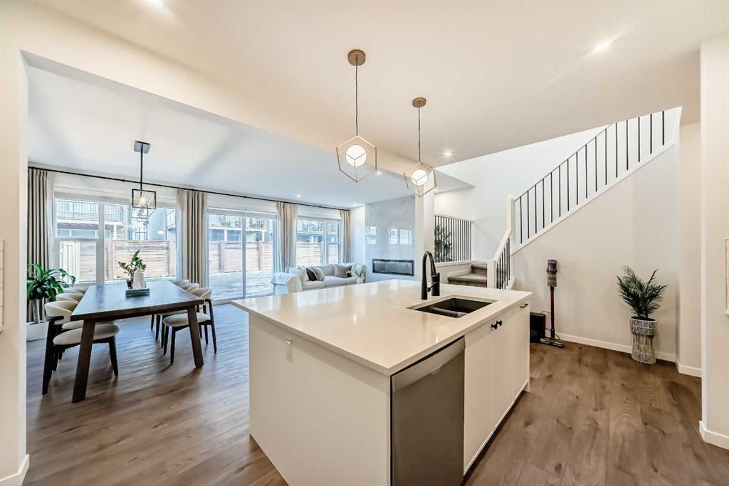 Picture for 16 Lucas Passage NW