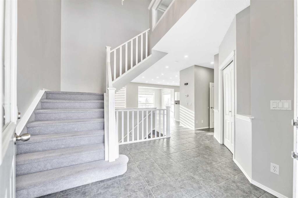 Picture for 312 Kincora Heights NW