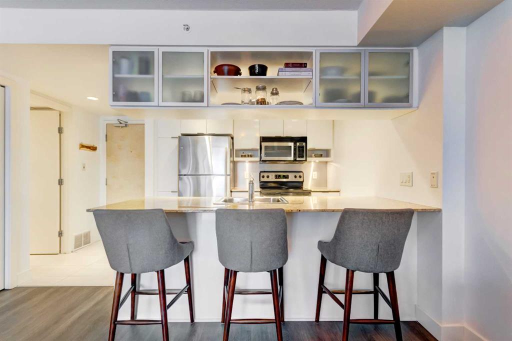 Picture for 405, 1110 11 Street SW