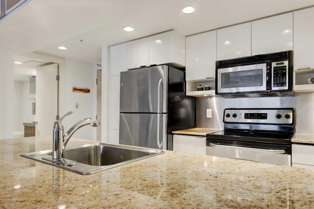 Picture for 405, 1110 11 Street SW