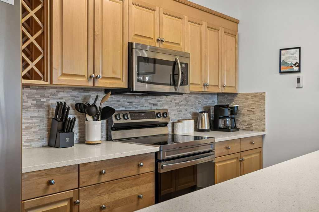 Picture for 206, 1160 Railway Avenue 