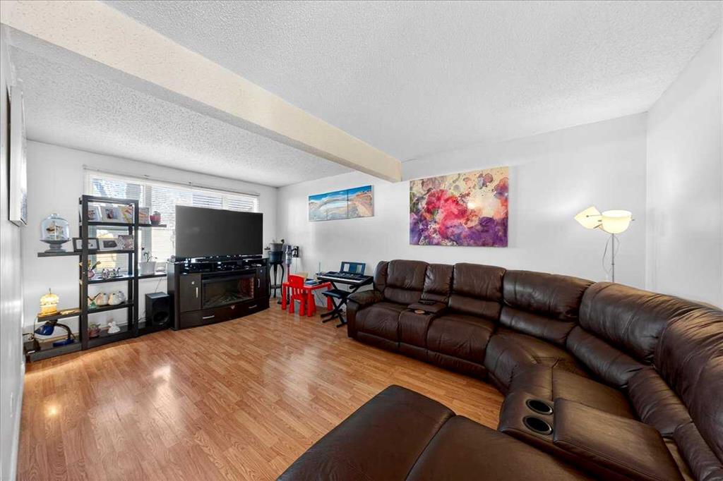 Picture for 14, 7519 41 Avenue NW