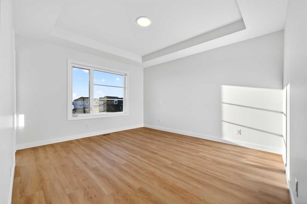 Picture for 1160 Sailfin Heath 