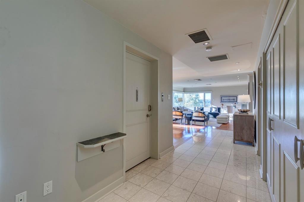 Picture for 3N, 222 Eagle Ridge Drive SW