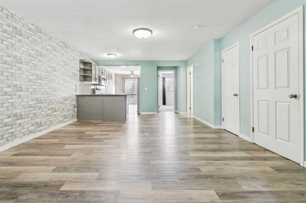 Picture for 1005 Eagleview Place NW