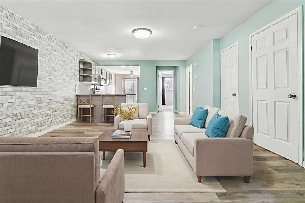 Picture for 1005 Eagleview Place NW