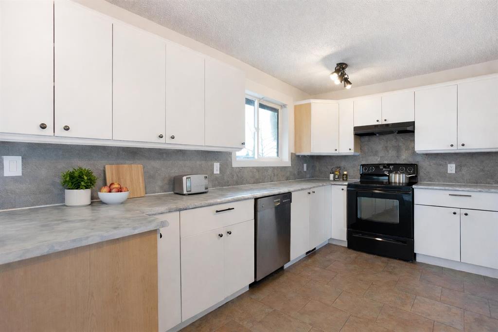 Picture for 84 Big Springs Hill SE