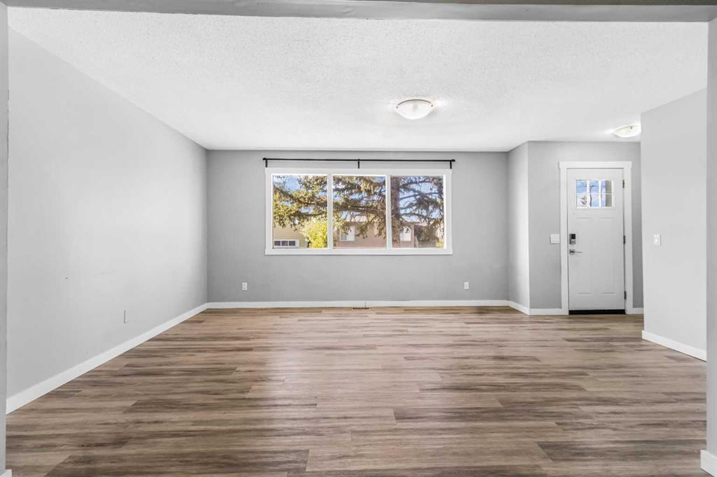 Picture for 183 Penbrooke Close SE