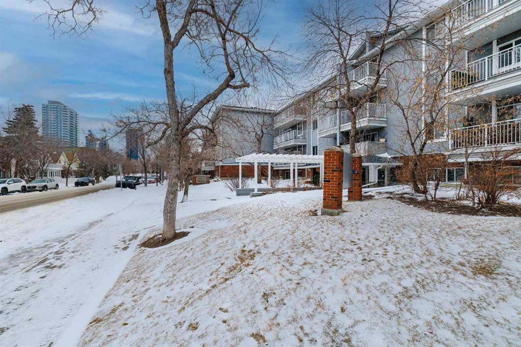 Picture for 313, 1735 11 Avenue SW