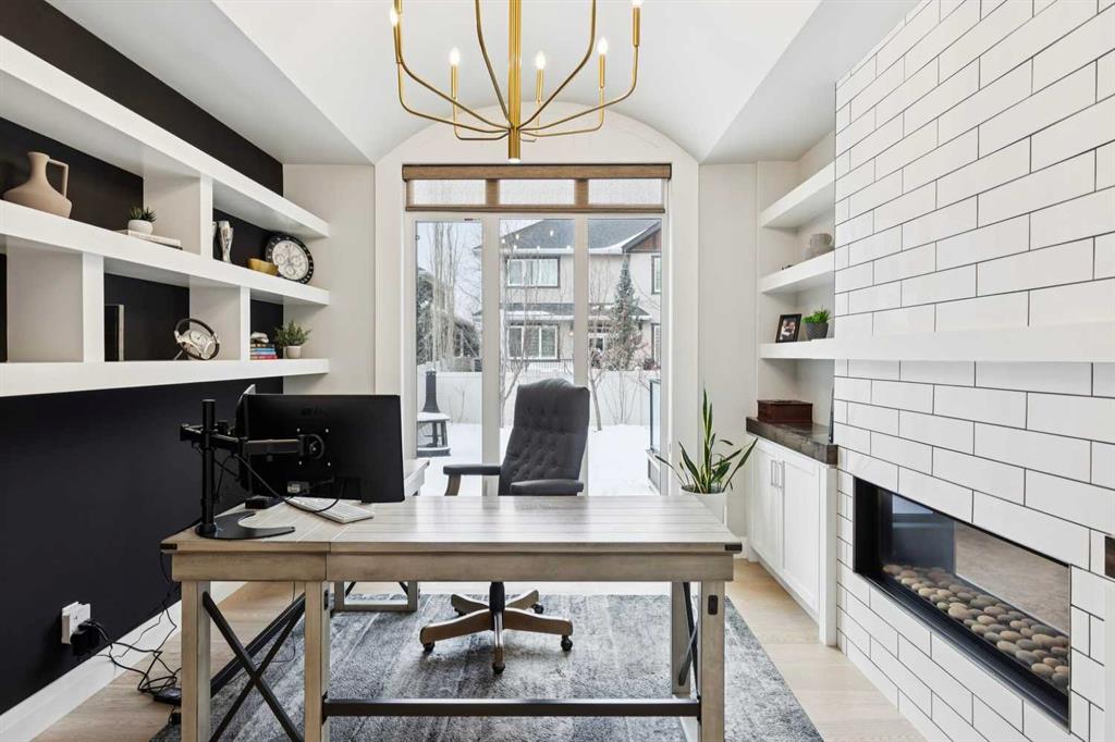 Picture for 1035 73 Street SW