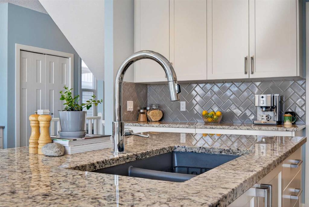 Picture for 83 Fireside Crescent N