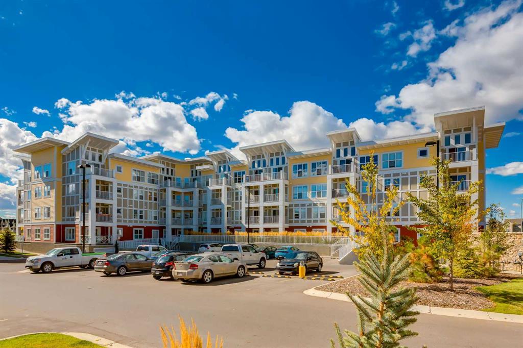 Picture for 121, 402 Marquis Lane SE