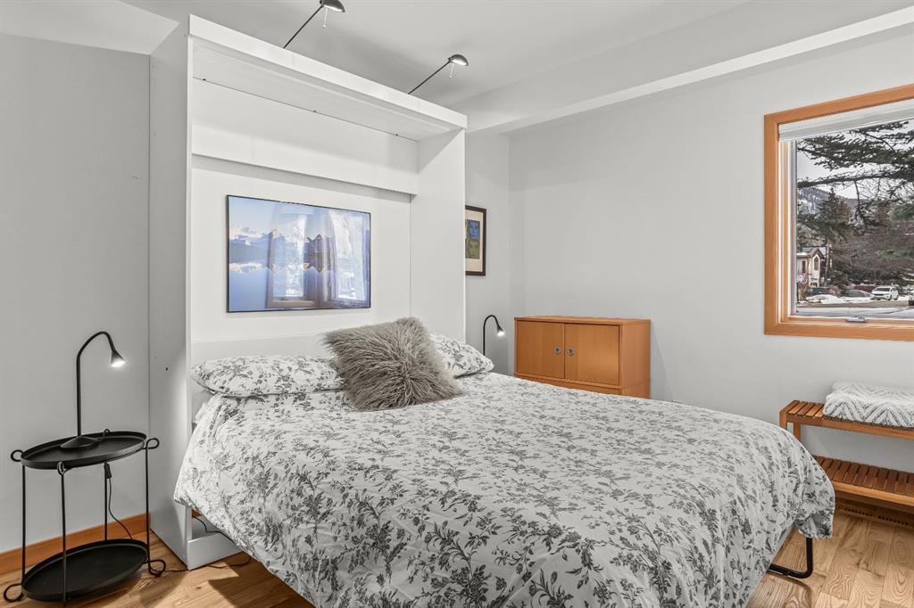 Picture for 18 Pinewood Crescent 