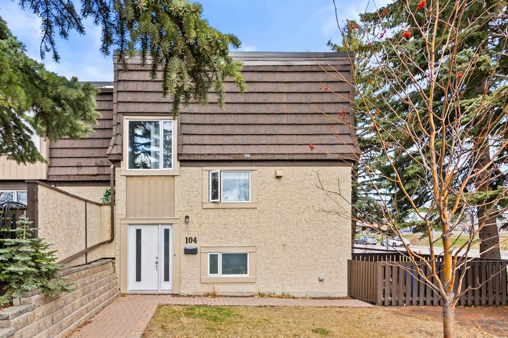 Picture for 104, 3130 66 Avenue SW