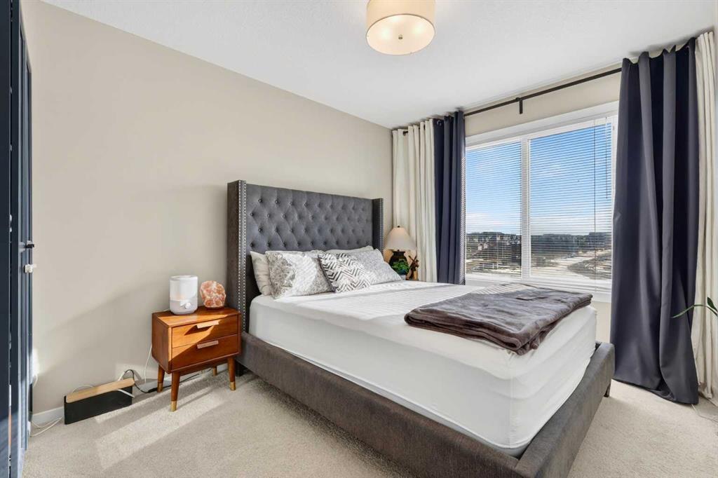 Picture for 203, 445 Redstone Walk NE