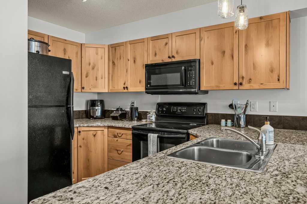 Picture for 201, 300 Palliser Lane 