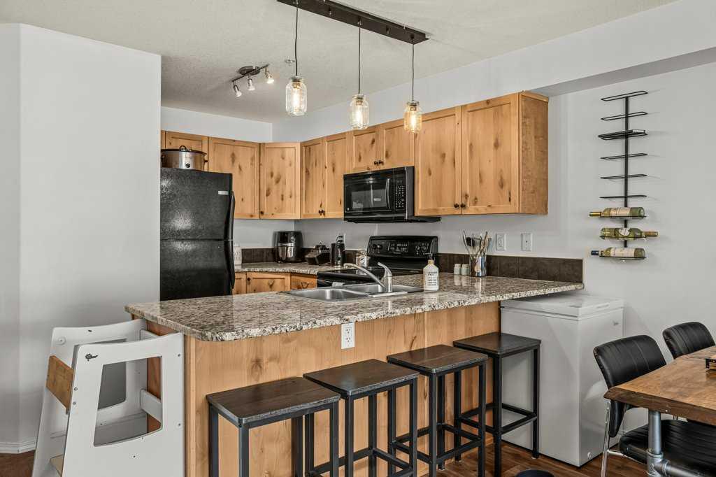 Picture for 201, 300 Palliser Lane 