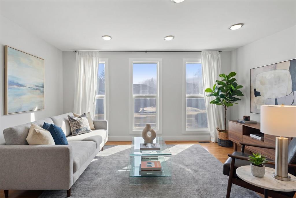 Picture for 208 Woodpark Place SW