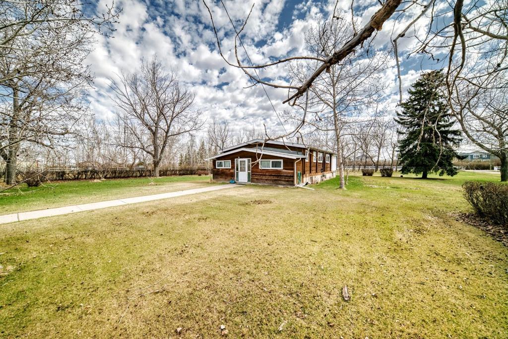 Picture for 243195 PARADISE Road 