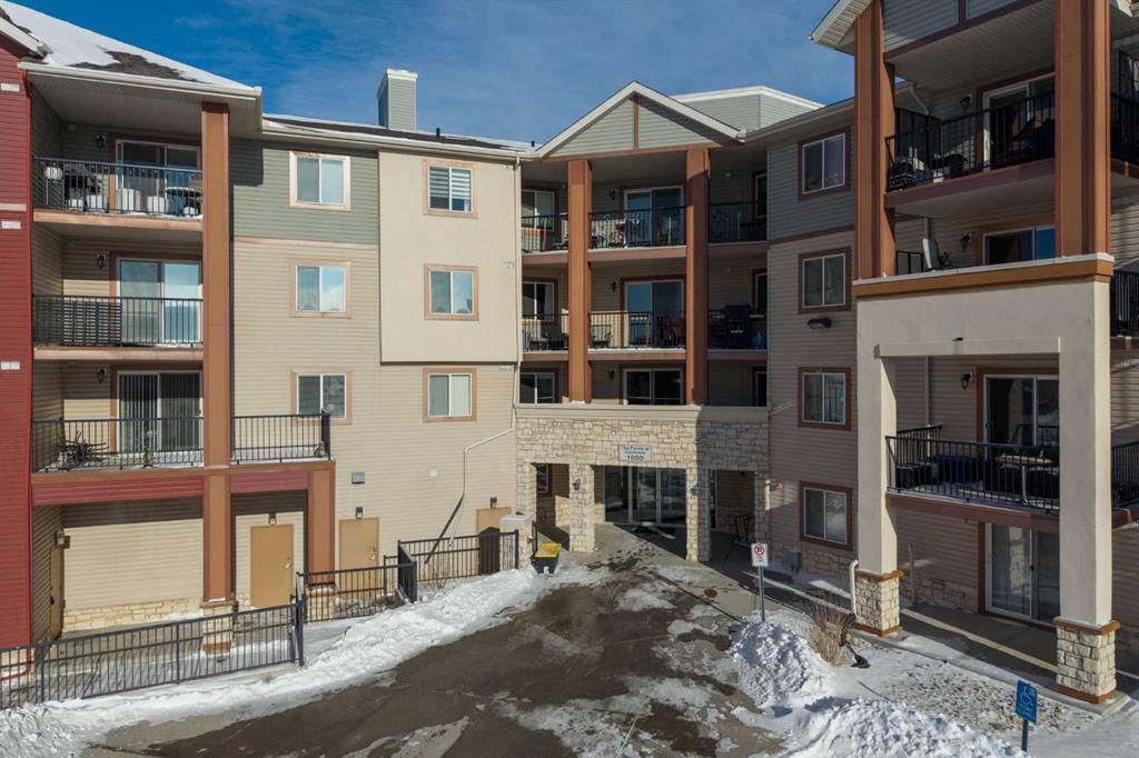 Picture for 1406, 505 Railway Street W