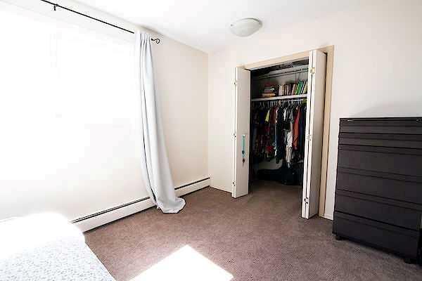 Picture for 655 4 AV  NE