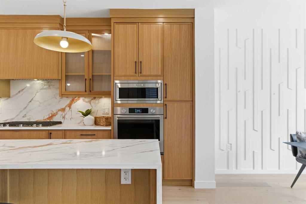 Picture for 2119 Mackay Road NW
