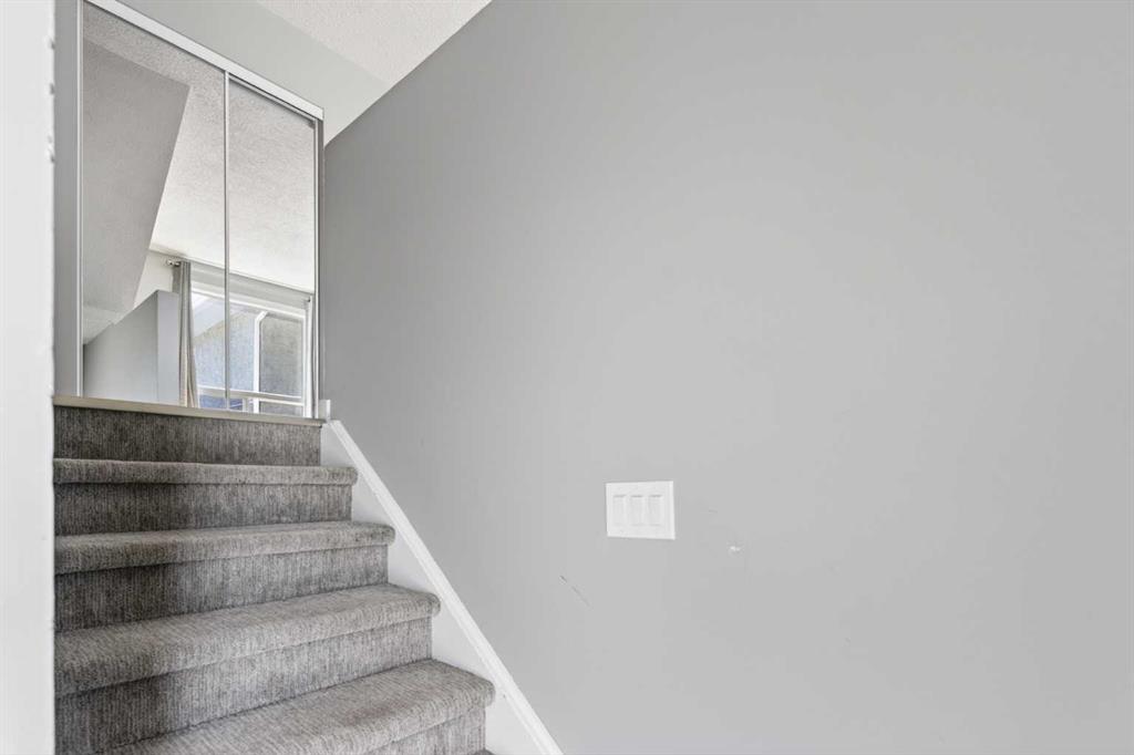 Picture for 141, 6915 Ranchview Drive NW