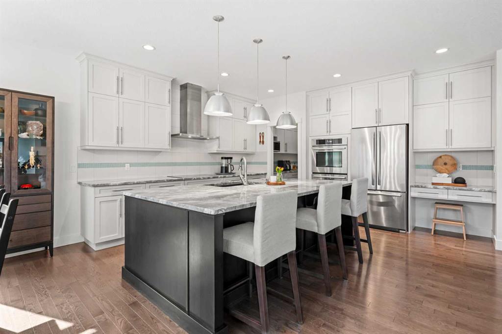 Picture for 25 Westland Crescent SW