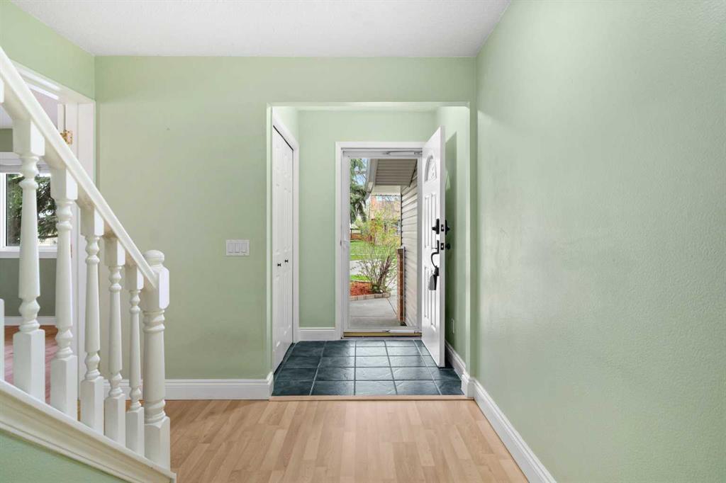 Picture for 164 Sun Valley Drive SE