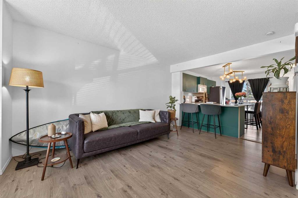 Picture for 32 Erin Woods Court SE