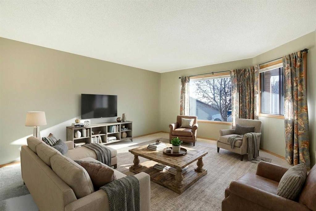 Picture for 8, 118 Strathcona Road SW