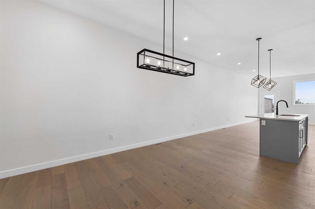 Picture for 19 Wolf Crescent 
