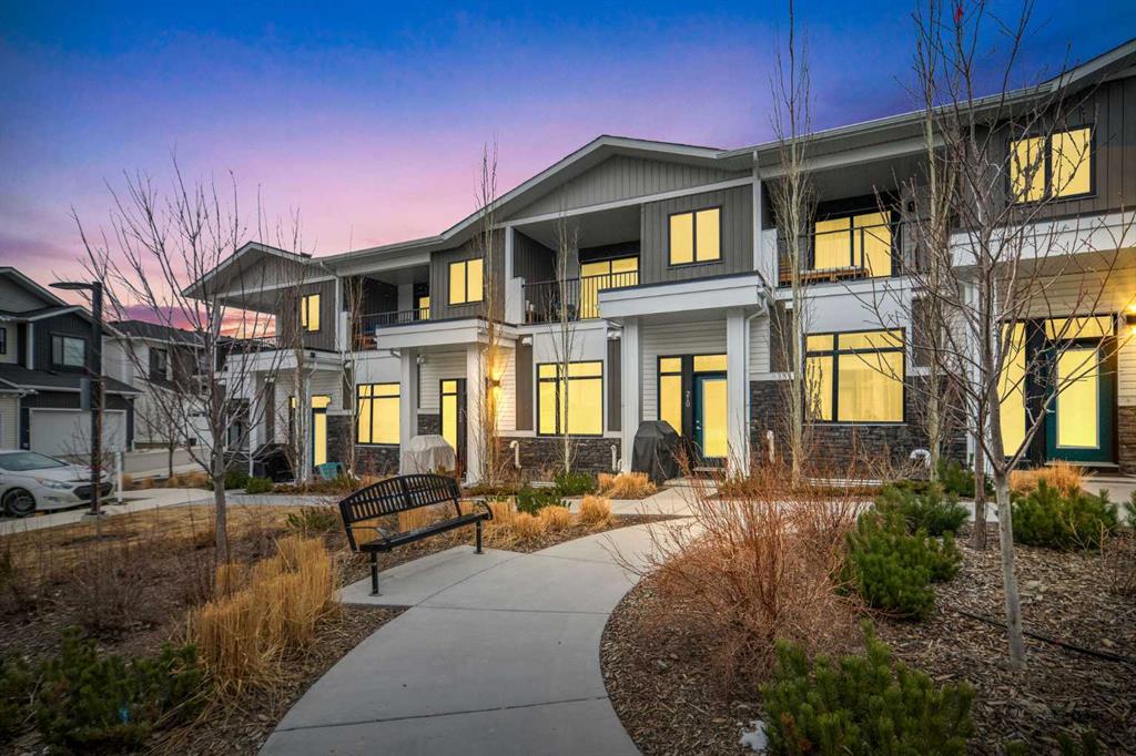 Picture for 210 Crestbrook Common SW