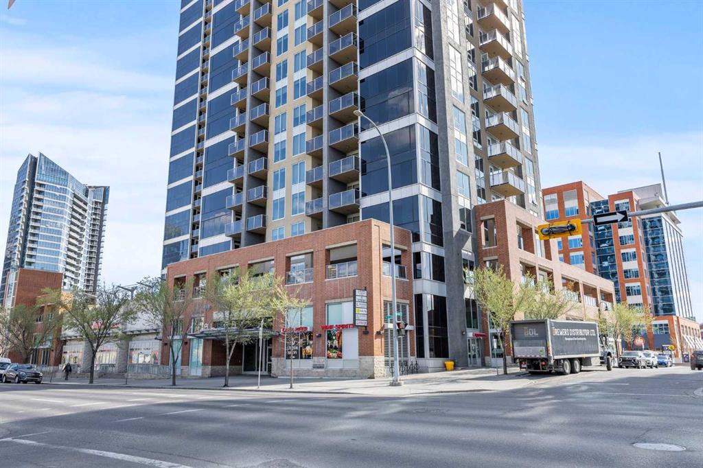 Picture for 2208, 1320 1 Street SE