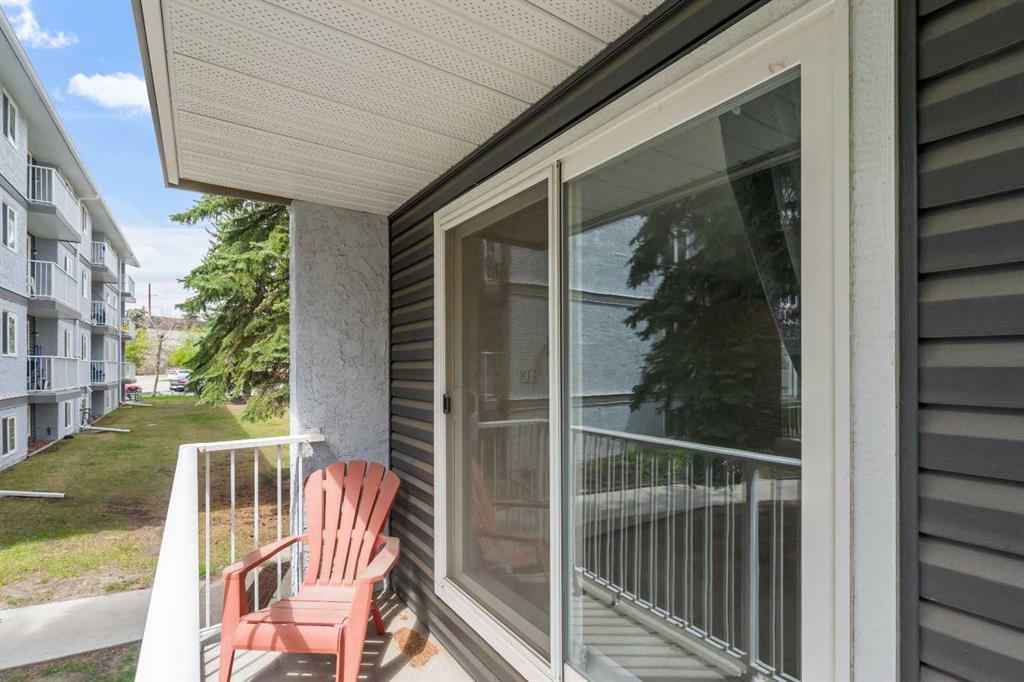 Picture for 202C, 5601 Dalton Drive NW