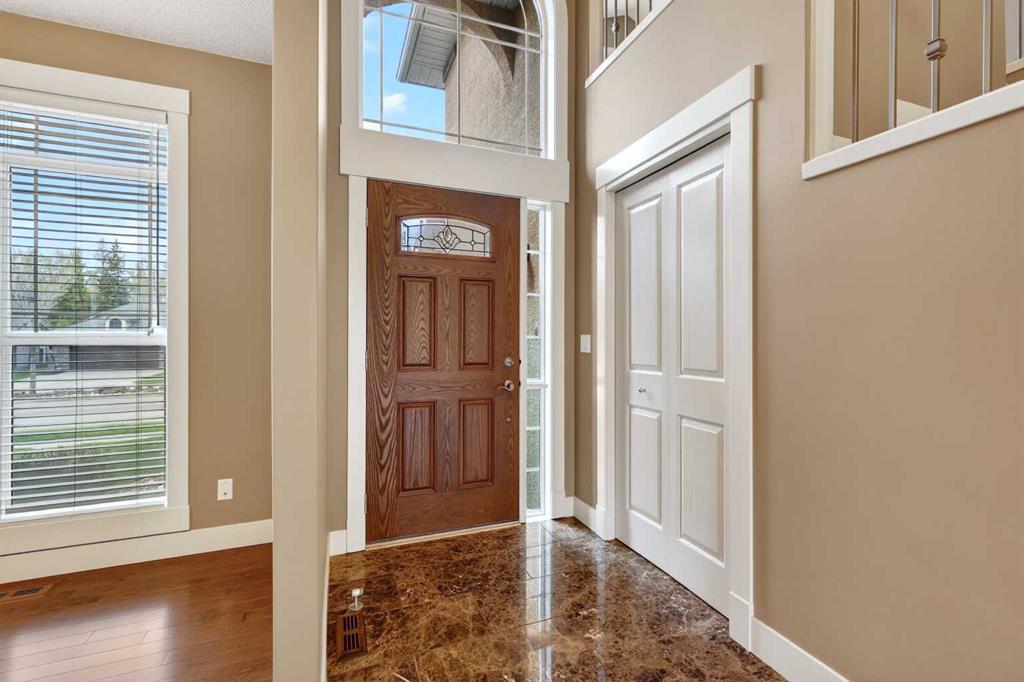 Picture for 337 Discovery Ridge Boulevard SW