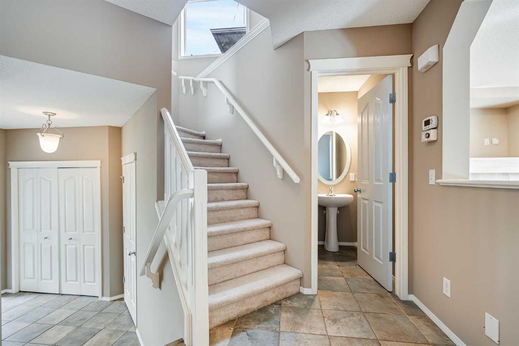 Picture for 34 Kincora Drive NW