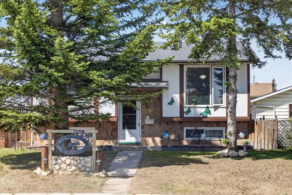 Picture for 124 Falchurch Crescent NE