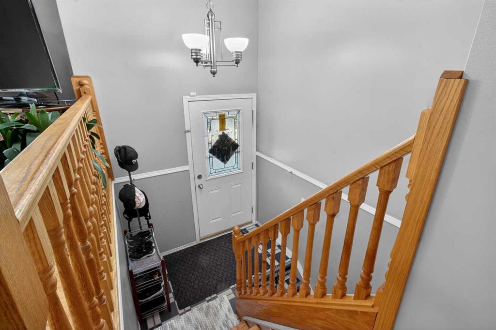 Picture for 124 Falchurch Crescent NE