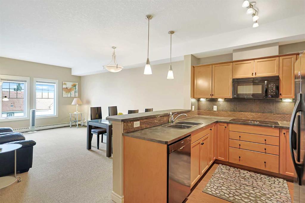 Picture for 420, 30 Royal Oak Plaza NW