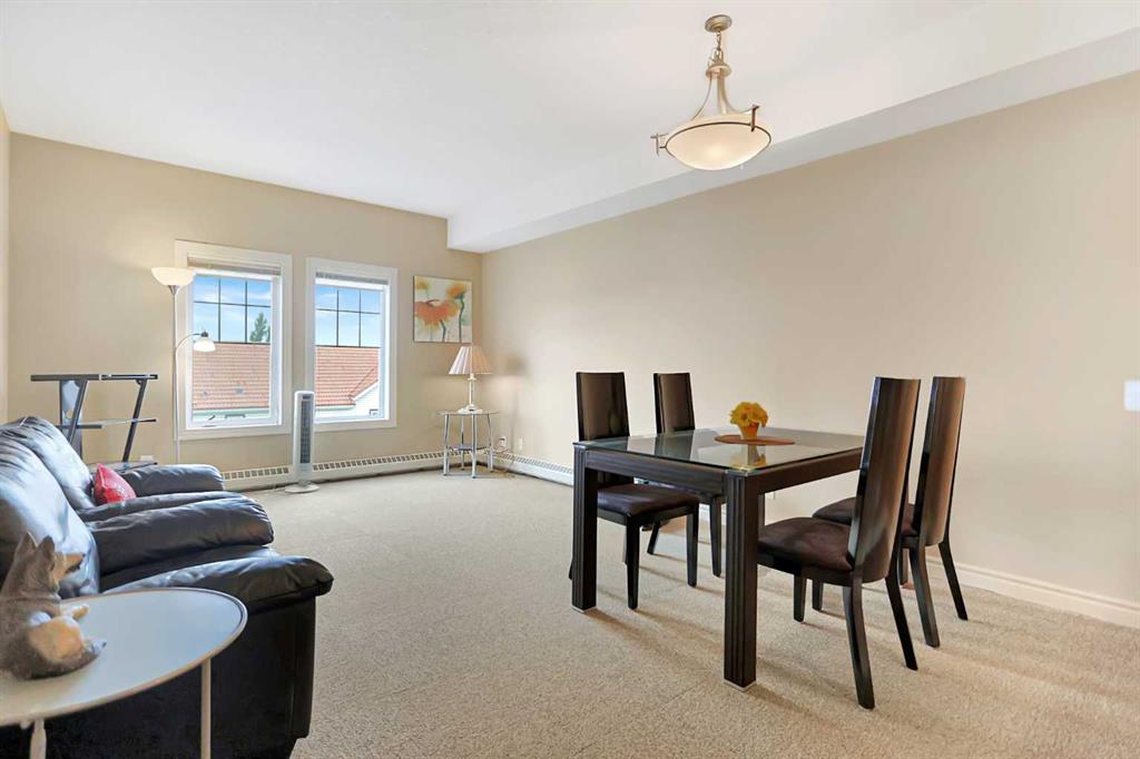 Picture for 420, 30 Royal Oak Plaza NW