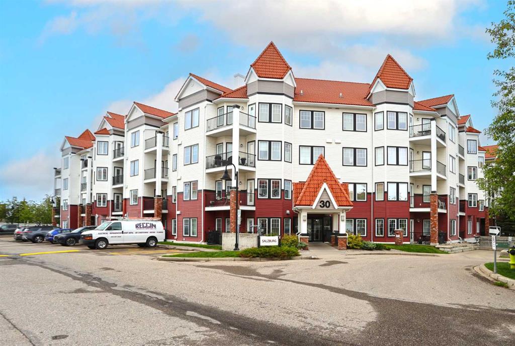Picture for 420, 30 Royal Oak Plaza NW