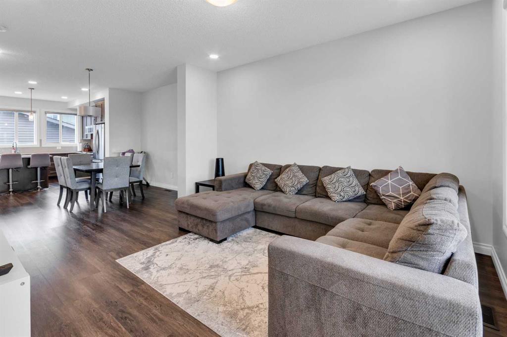 Picture for 106 Cornerbrook Manor NE
