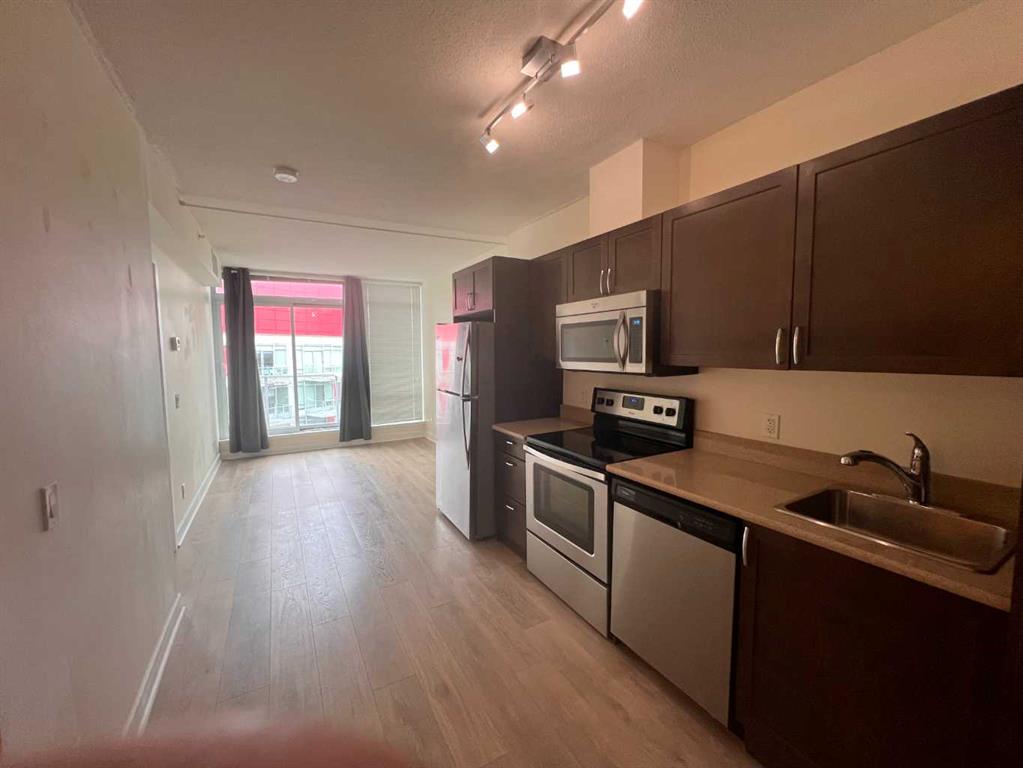 Picture for 1306, 30 Brentwood Common NW