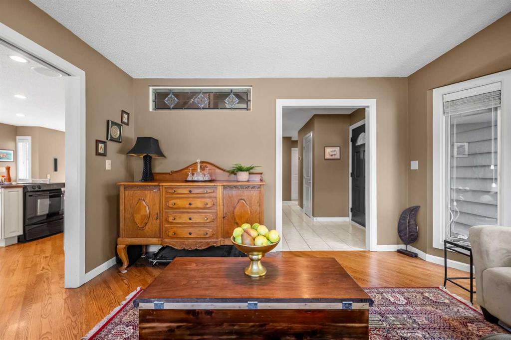 Picture for 39 Deermoss Place SE