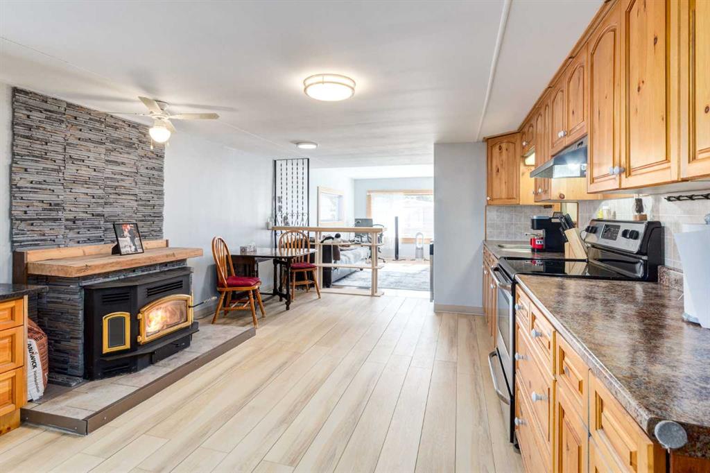 Picture for 431, 3223 83 Street NW https://www.cirrealty.ca/reb/creb/43/A2262443_15.jpg